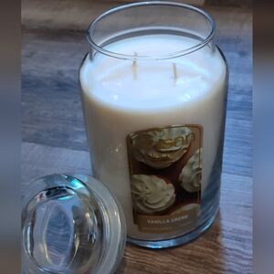 NEW! Susan Jacobs New York 26oz Candle